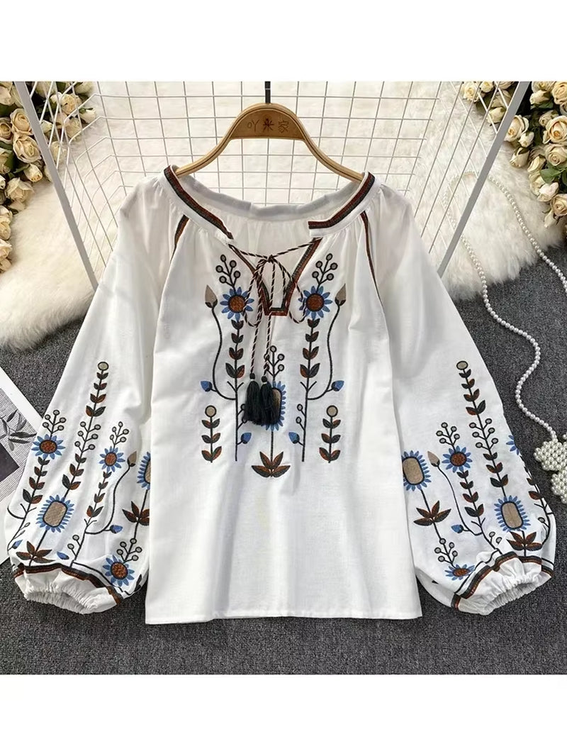 Women Spring Blouse Ethnic Style Retro Literature Loose Embroidered Cotton Linen round Neck Pullover Shirt Casual Top D3549