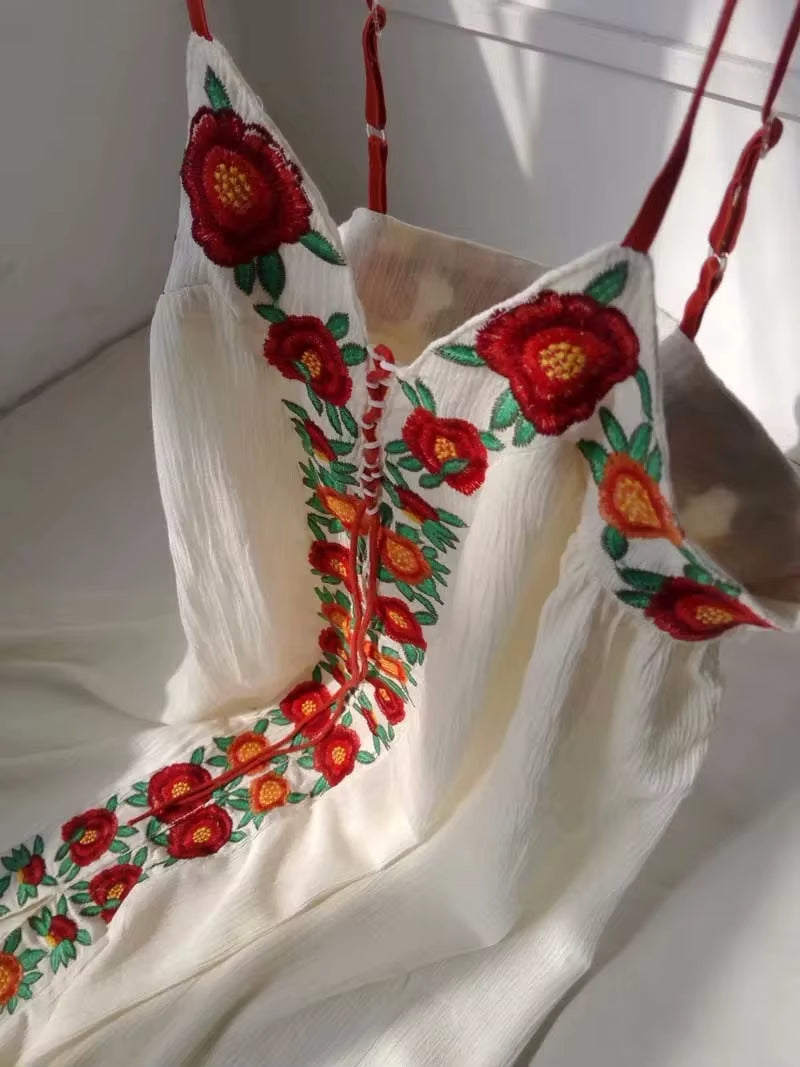 Summer Dresses Strapless Floral Embroidery Sexy White Maxi Dress Long Women Dresses Hippie Chic Vestido Robes